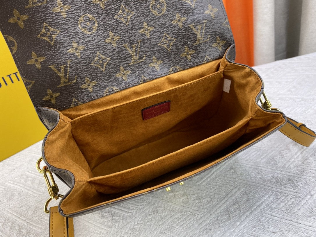 Bags- Elite Carryalls Elegant Everyday Designer Handbag