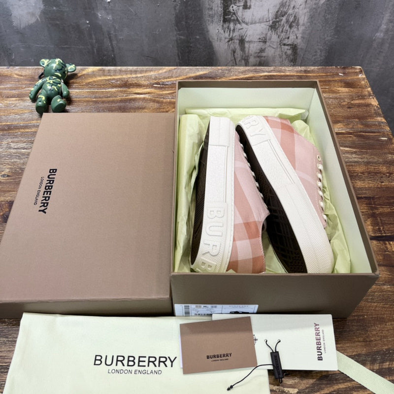 Burberry Grey Chunky Platform Sneakers - Toe Detail View