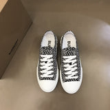 Burberry shoes Style 309 - logo and branding close-up