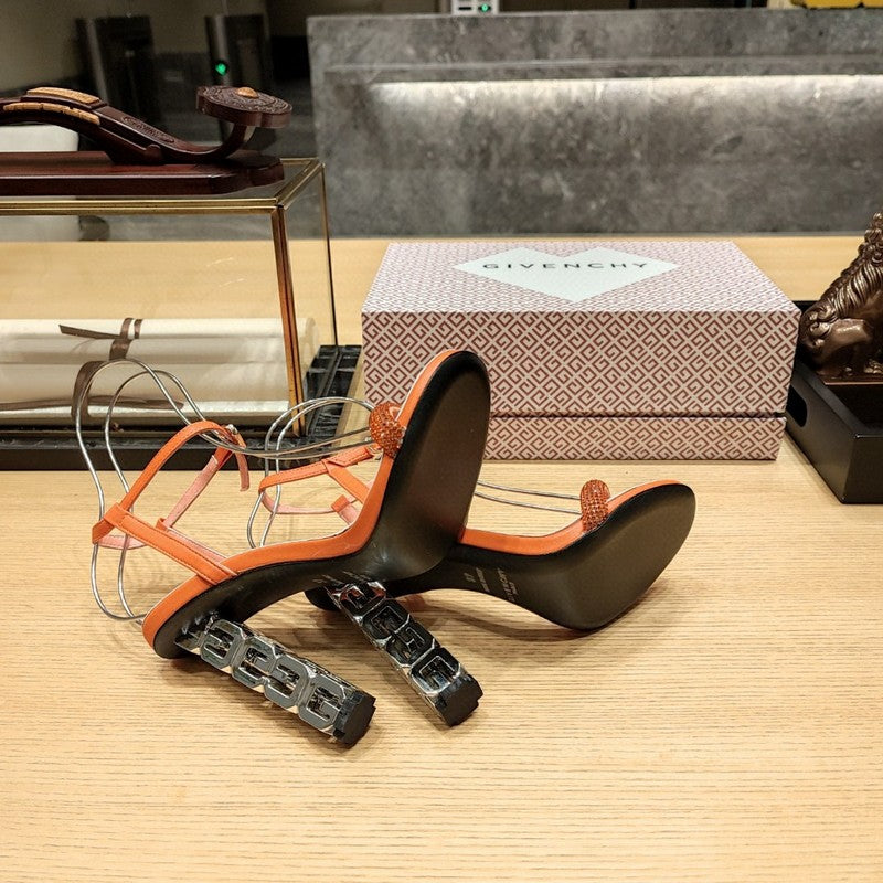Givenchy shoes Style 138 - sole and craftsmanship detail