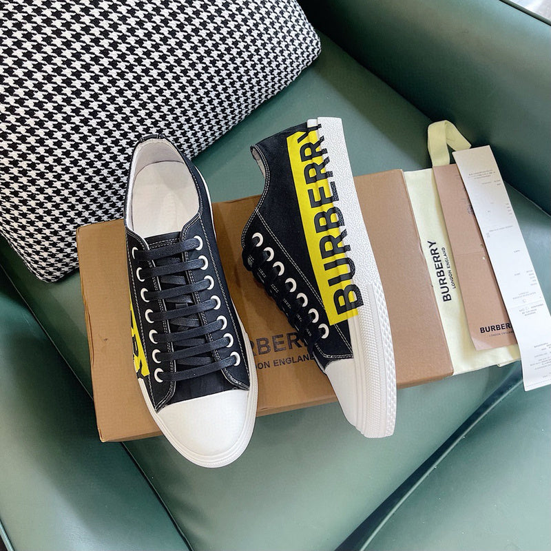 Burberry shoes Style 171 - packaging and accessories