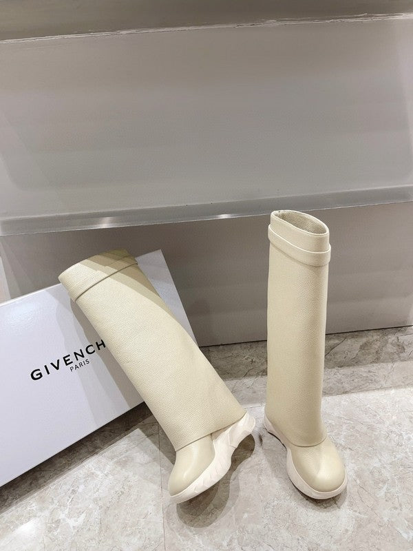 Givenchy shoes Style 158 - angled studio shot