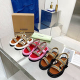 Burberry shoes Style 034 - logo and branding close-up