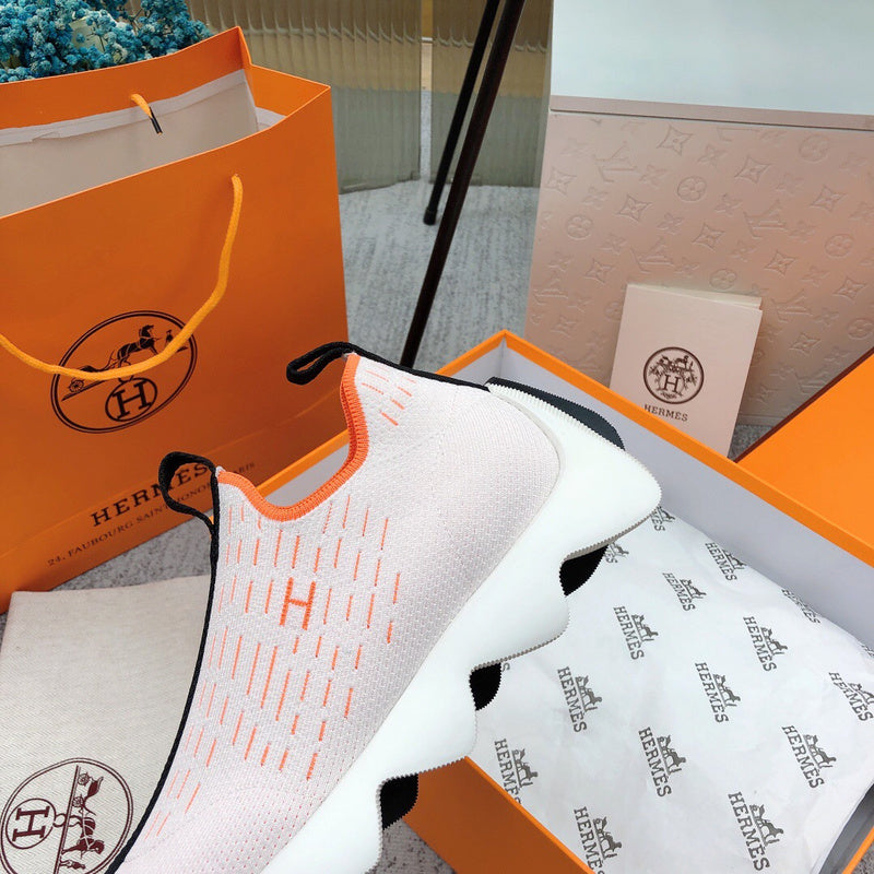 Hermes shoes Style 327 - full pair display (alternate angle)