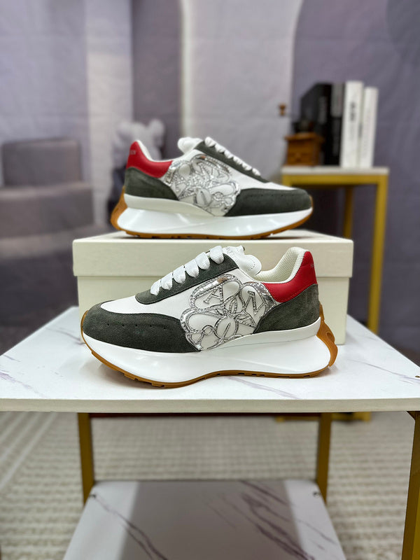 Alexander McQueen shoes Style 003 - sole and craftsmanship detail