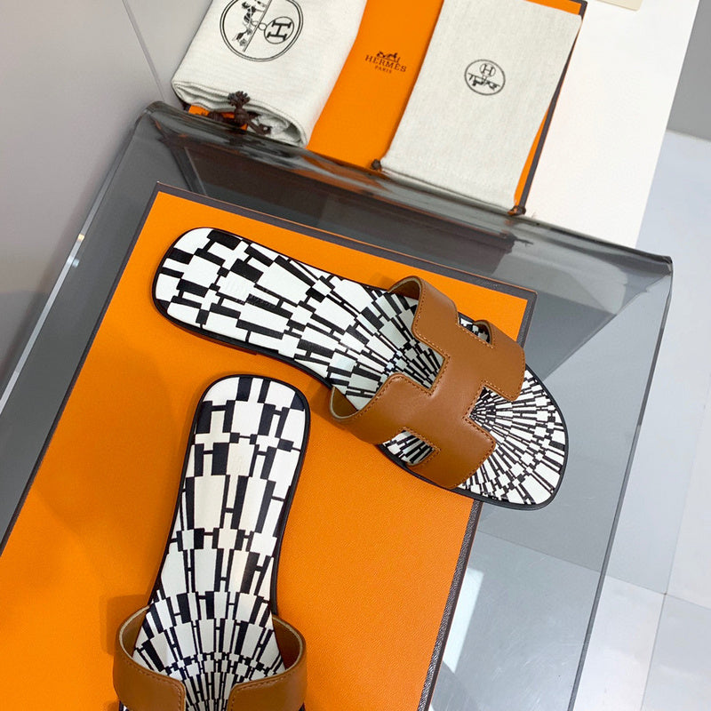 Hermes sandals Style 189 - back heel detail