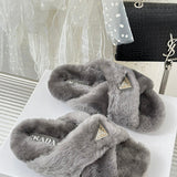 Styling view of Prada luxury piece style No.134