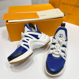 Louis Vuitton shoes Style 315 - top view showing design