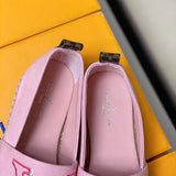 Full silhouette view of Louis Vuitton luxury piece style No.113