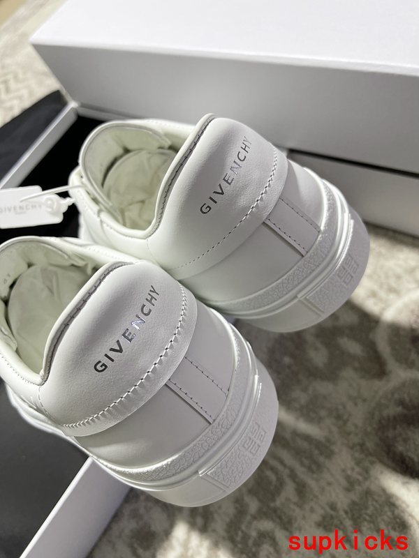 Givenchy shoes Style 024 - angled studio shot