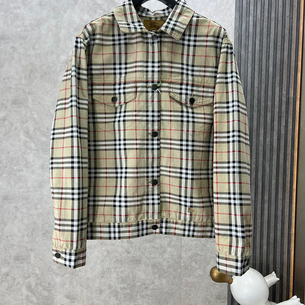 Front view of Burberry luxury piece style No.541