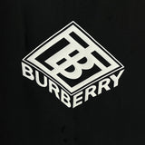 Styling view of Burberry luxury piece style No.290