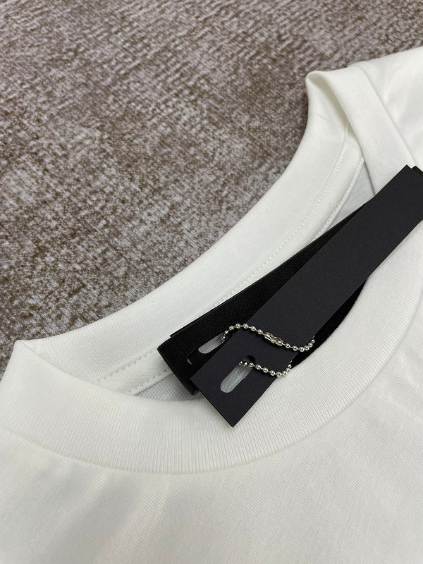 Front view of Amiri luxury piece style No.181