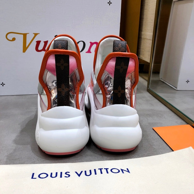 Louis Vuitton shoes Style 282 - side profile detail