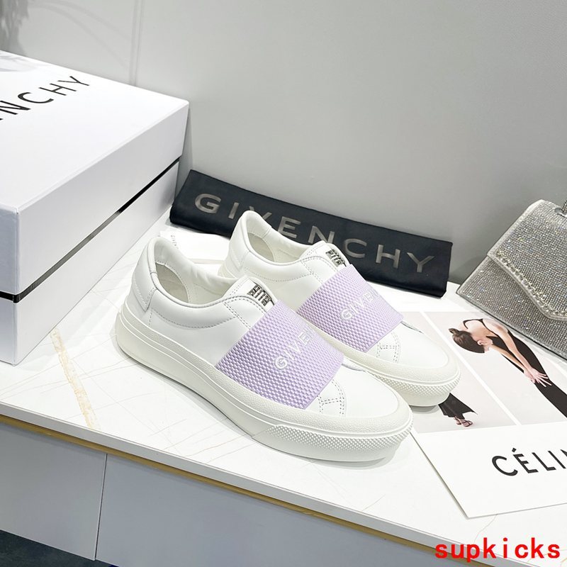 Givenchy shoes Style 034 - packaging and accessories