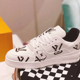 Louis Vuitton shoes Style 323 - logo and branding close-up