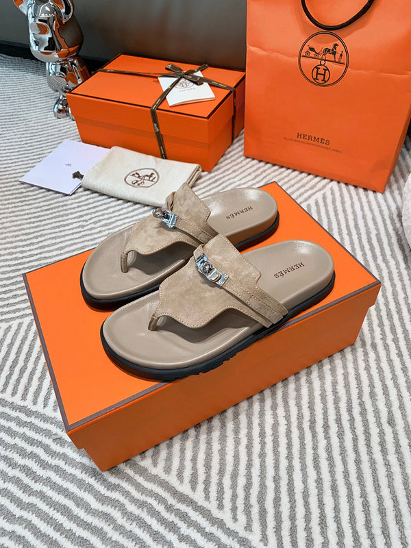 Hermès Nude Flat Thong Sandals - Sole Detail View