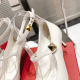 Front view of Valentino Garavani luxury piece style No.200