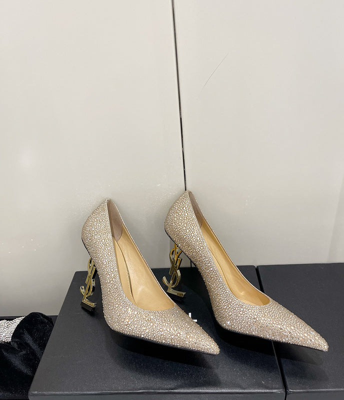 Close-up detail view of Saint Laurent luxury piece style No.007