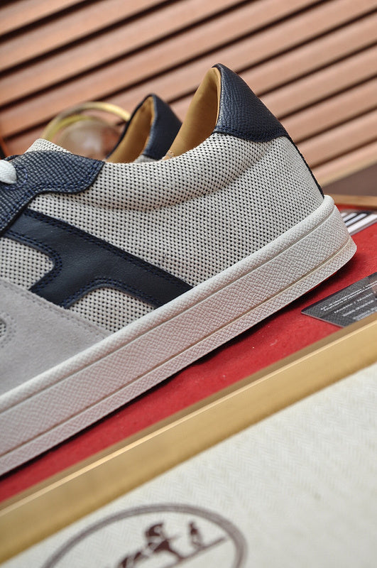 Hermès Beige High-Top Sneakers - Toe Detail View