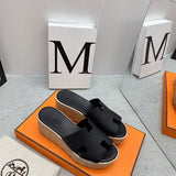 Hermes shoes Style 332 - full pair display