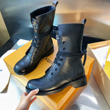 Full silhouette view of Louis Vuitton luxury piece style No.035