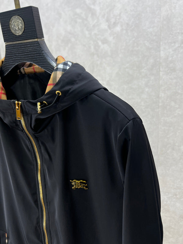 Three-quarter angle view of Burberry luxury piece style No.427