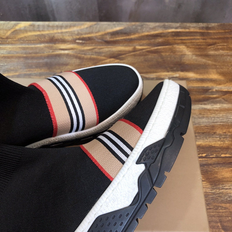 Burberry Burgundy High-Top Sneakers - Close-Up Texture View