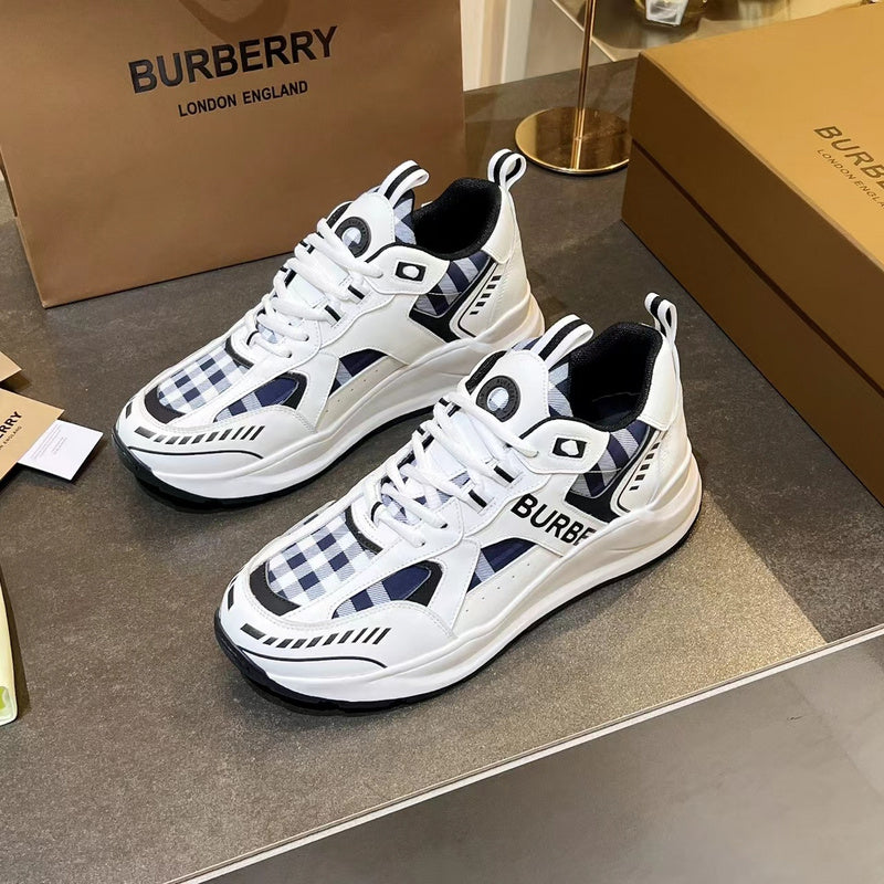 Burberry White Low-Top Sneakers - Toe Detail View