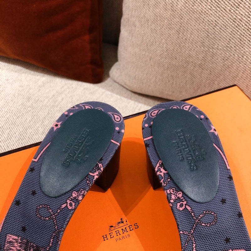 Hermès Nude Classic Ballet Flats - Sole Detail View