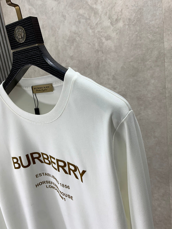 Three-quarter angle view of Burberry luxury piece style No.010