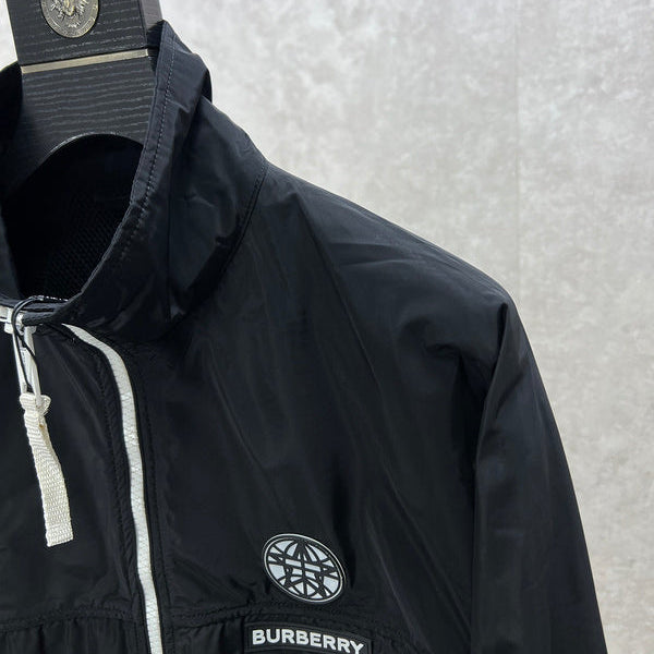 Three-quarter angle view of Burberry luxury piece style No.351