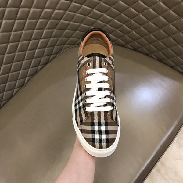Burberry Grey Classic Ballet Flats - Detail Shot of Craftsmanship