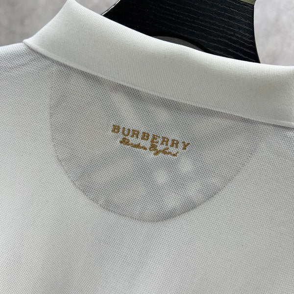 Back view of Burberry luxury piece style No.390