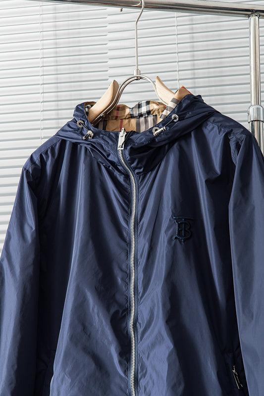 Three-quarter angle view of Burberry luxury piece style No.485