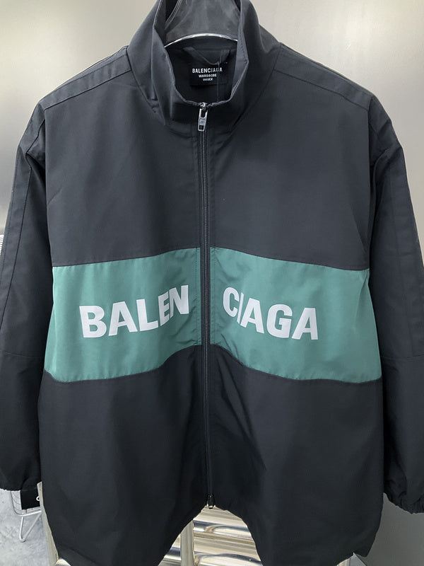 Three-quarter angle view of Balenciaga luxury piece style No.172