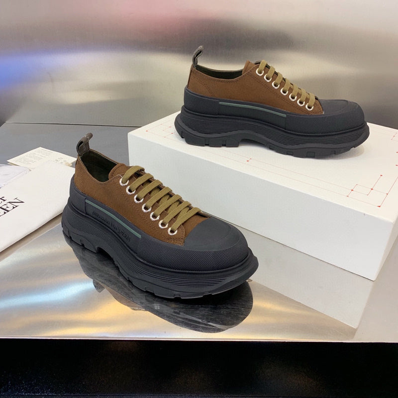 Alexander McQueen shoes Style 303 - sole and craftsmanship detail