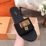 Three-quarter angle view of Louis Vuitton luxury piece style No.024
