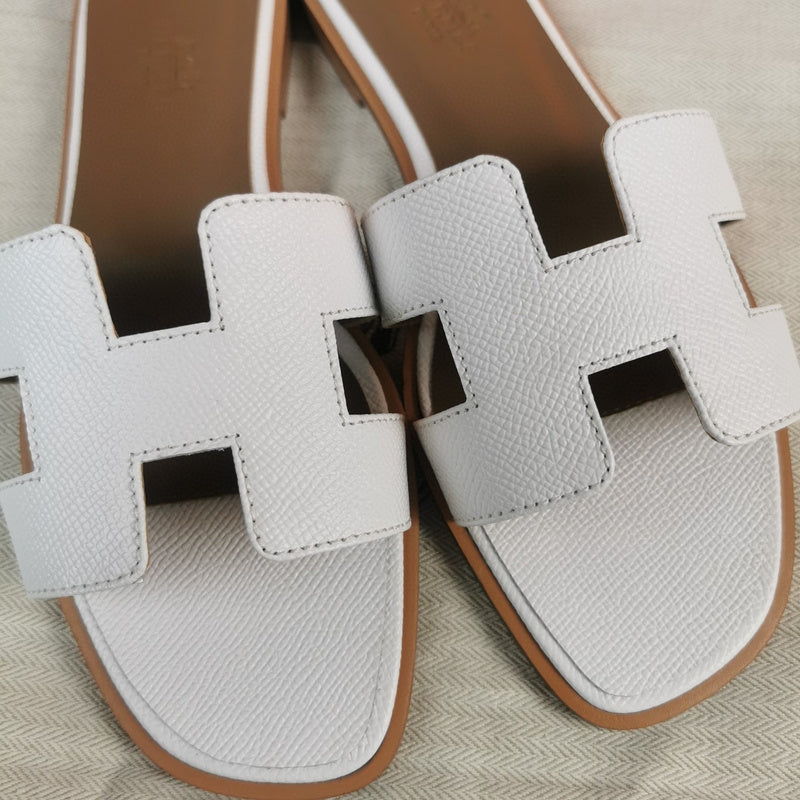 Hermès Chocolate Brown Ankle Strap Sandals - Detail Shot of Craftsmanship