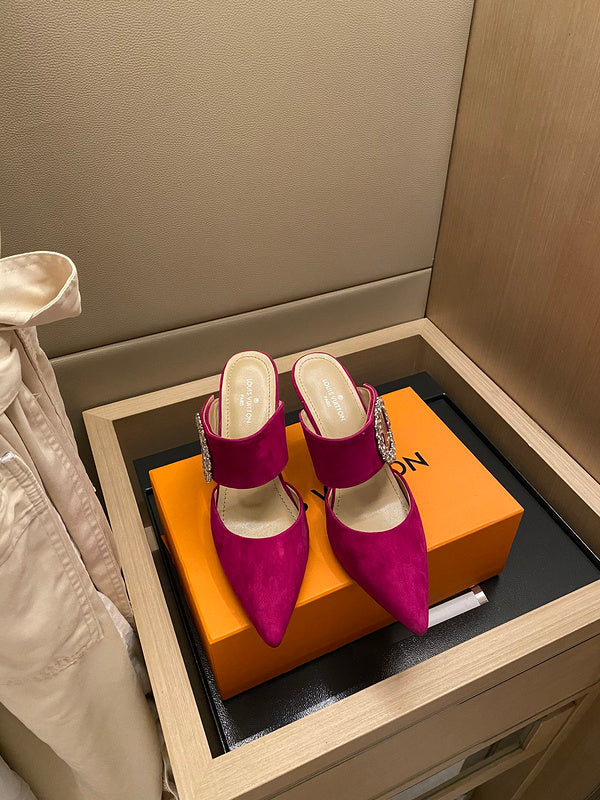 Louis Vuitton shoes Style 268 - top view showing design