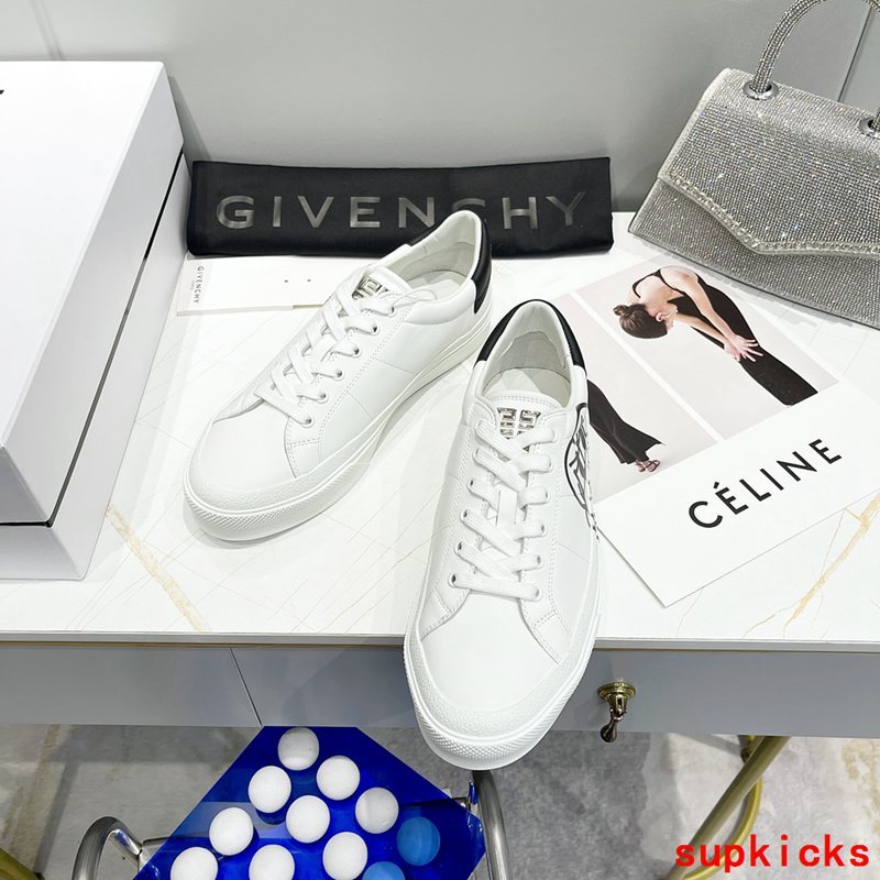 Givenchy shoes Style 044 - sole and craftsmanship detail