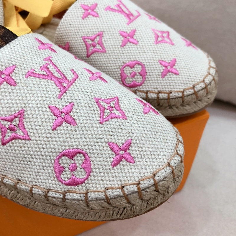 Louis Vuitton Beige Ankle Boots - Sole Detail View