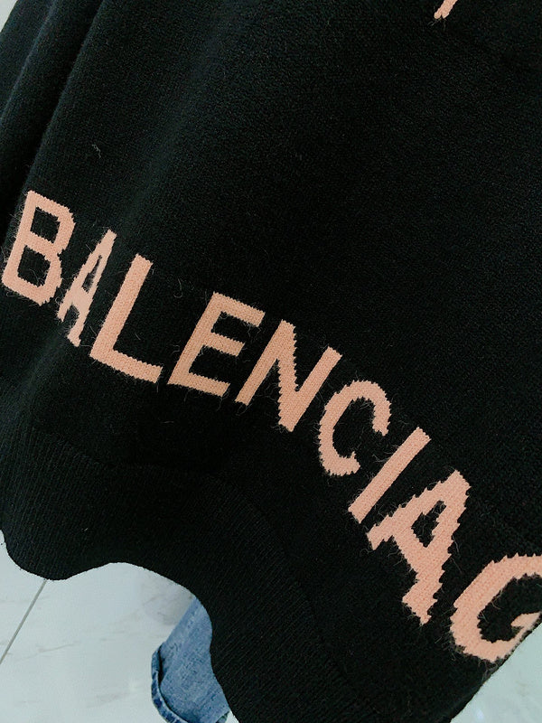 Front view of Balenciaga luxury piece style No.061