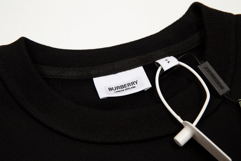 Three-quarter angle view of Burberry luxury piece style No.560