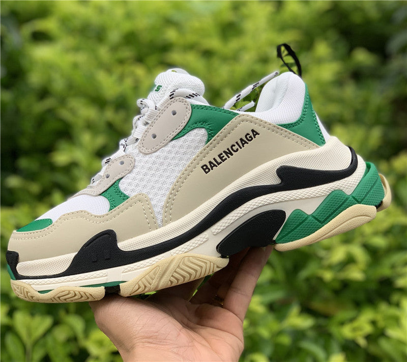 Balenciaga shoes Style 300 - packaging and accessories