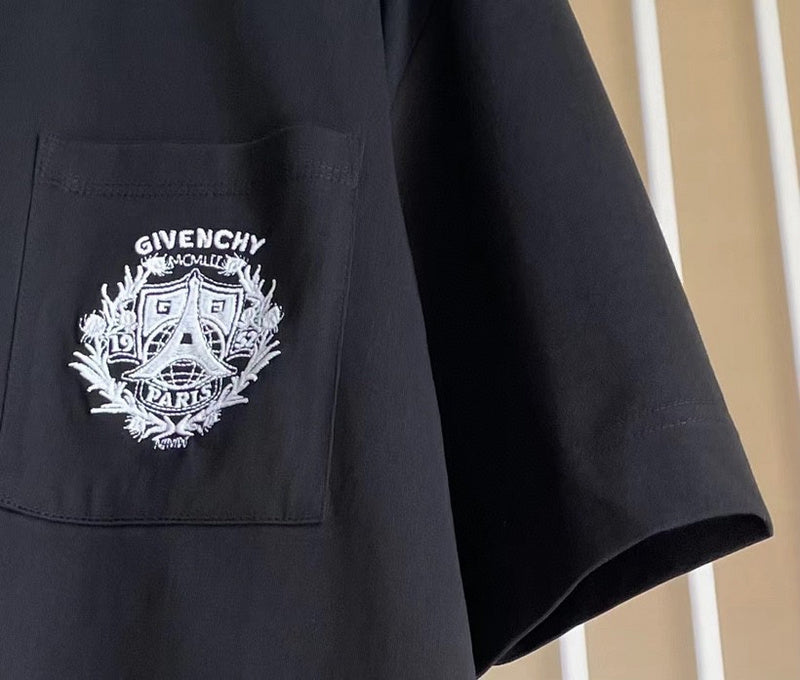 Styling view of Givenchy luxury piece style No.165