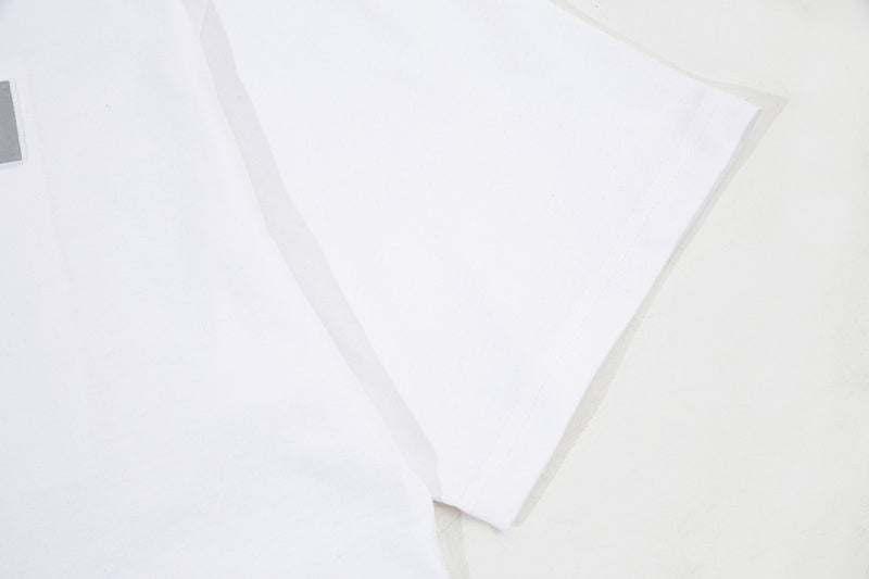 Texture and finish detail of Balmain luxury piece style No.083