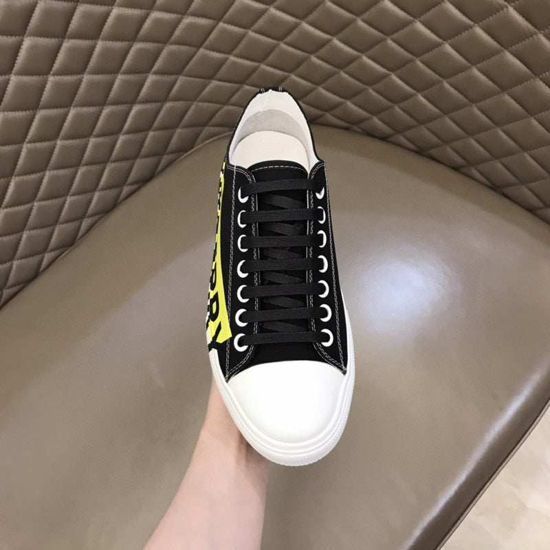 Burberry shoes Style 105 - packaging and accessories