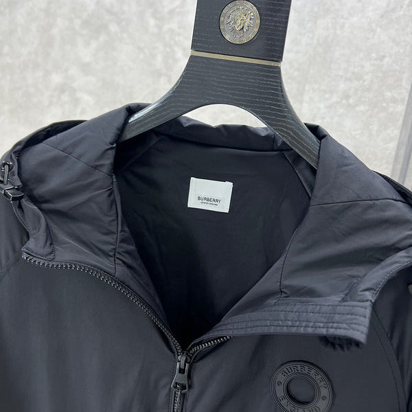 Back view of Burberry luxury piece style No.553