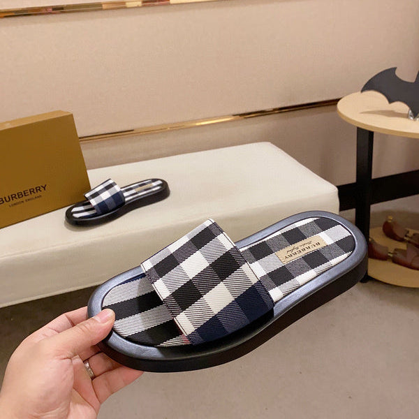 Burberry Black Bow-Detail Flats - Detail Shot of Craftsmanship